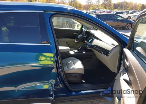 2019 Cadillac Xt4 Premium Luxury z USA, uszkodzony, nr VIN 1GYFZDR47KF138335